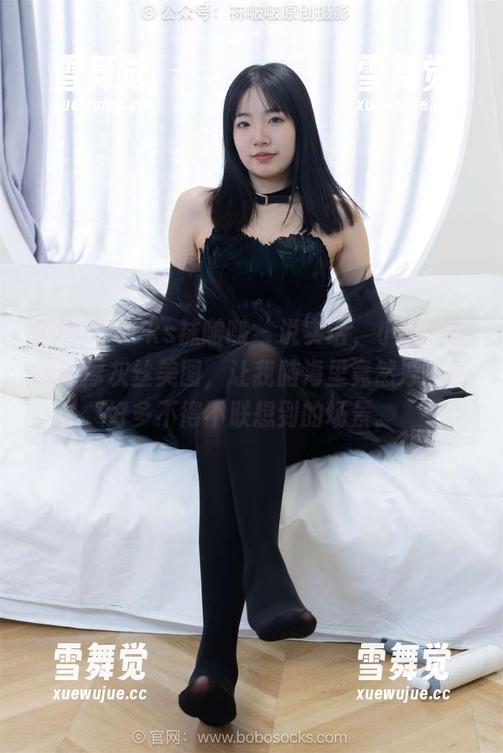 BoBoSocks袜啵啵-小甜豆 BoBoSocks袜啵啵 - 说实话,小甜豆在线的厚灰丝美图,让我脑海里竟然浮现了好多不得不联想到的场景。