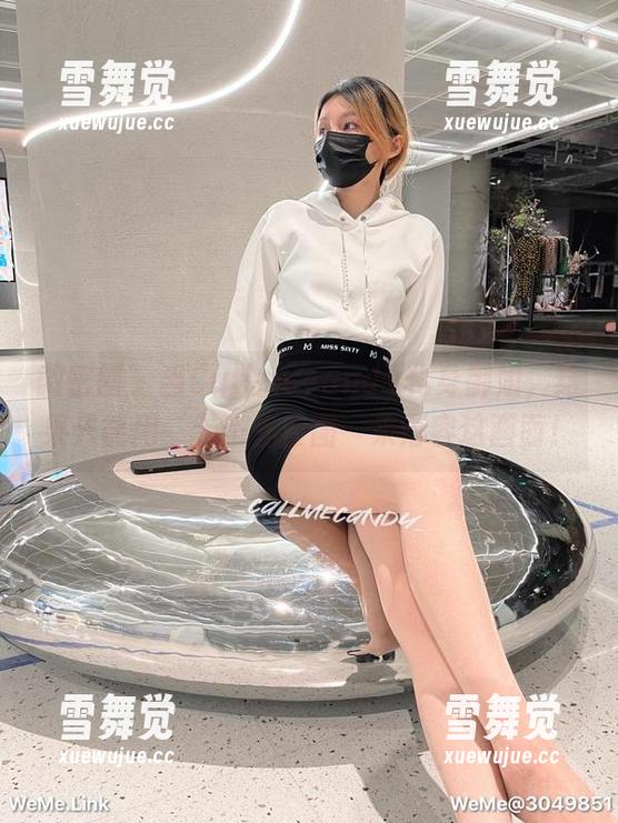 Callmecandy 微密圈 - 当Callmecandy化身御姐,结果只能用‘无圣光套图’来形容这画面!