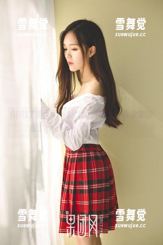 GIRLT果团网 - little贝壳喵最新泳衣套图：不怕水，只怕叉烧反弹！