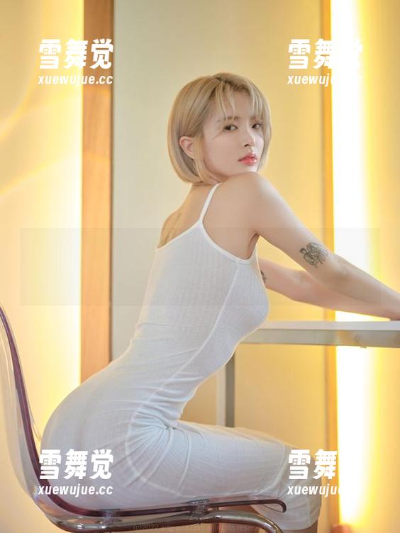 流行与泡沫：Hyoyeon(김효연)浴室大公开——更新的图片小黑马
