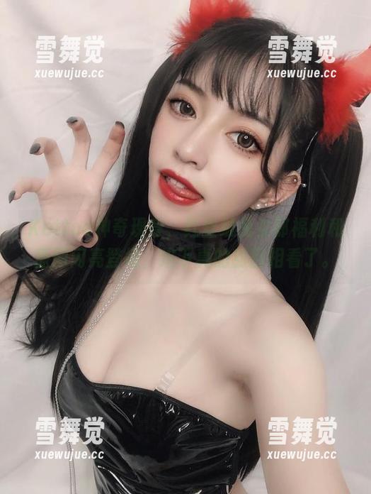 Kettoe神奇现身，红丝绒兔女郎福利和原图闪亮登场，这下真的刮目相看了。
