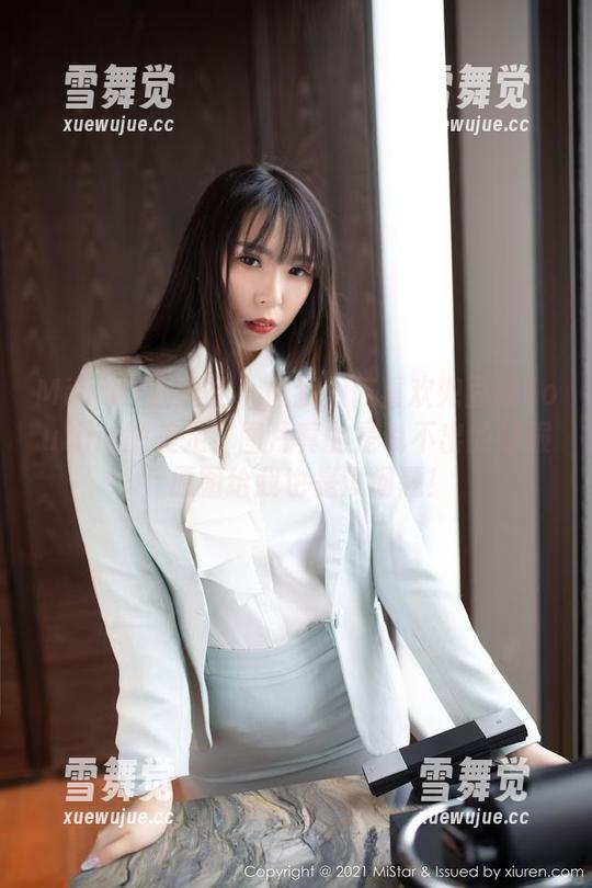 MiStar魅妍社-兜豆靓Youlina MiStar魅妍社 - 问我为何喜欢兜豆靓Youlina的美足?图片真的是说不出的舒服,原图给我也是没问题!