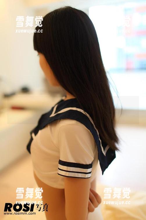 在线搜寻ROSI的美腿，心中那点小期待是什么呢？