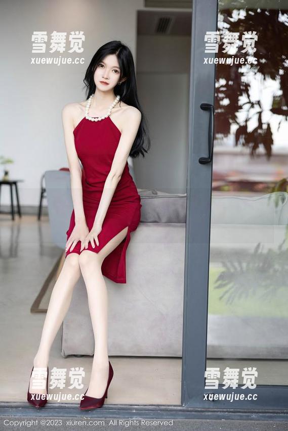 Xiuren秀人网-Kikibaby Xiuren秀人网 - Kikibaby吊带写真,偶尔多看一眼也无妨吧?