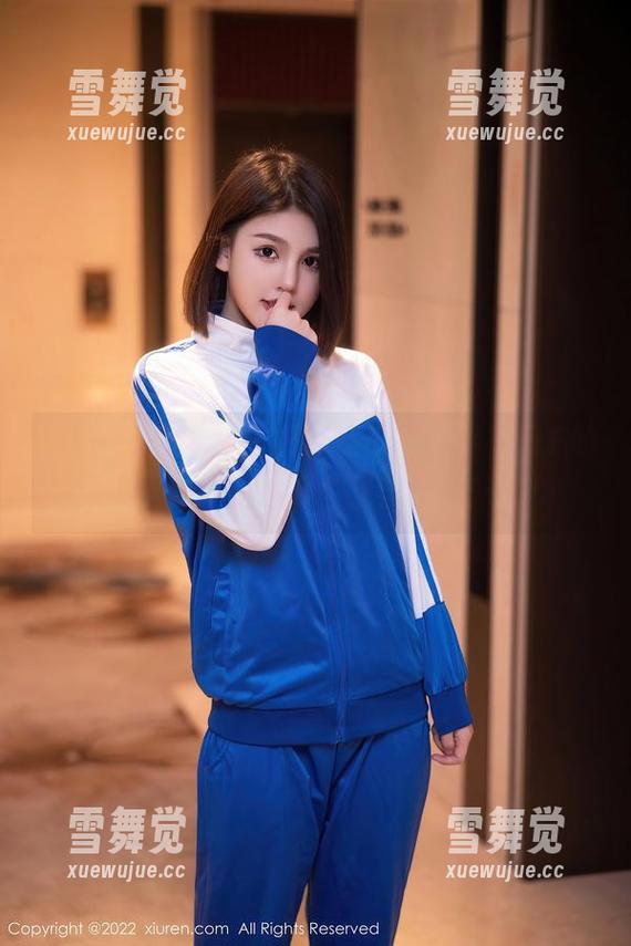 Xiuren秀人网-林若凡F Xiuren秀人网 - 最新写真集:林若凡F的红裙子,像是从哪个梦里蹦出来的!