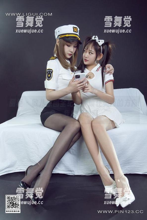 丽柜-敏儿 丽柜 - 敏儿原图全纪录:锁住美丽的方向盘,我按不动啊