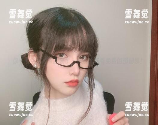 你十七鸽 你十七鸽的吊带回来了,快来抢先看免费的图册呗!