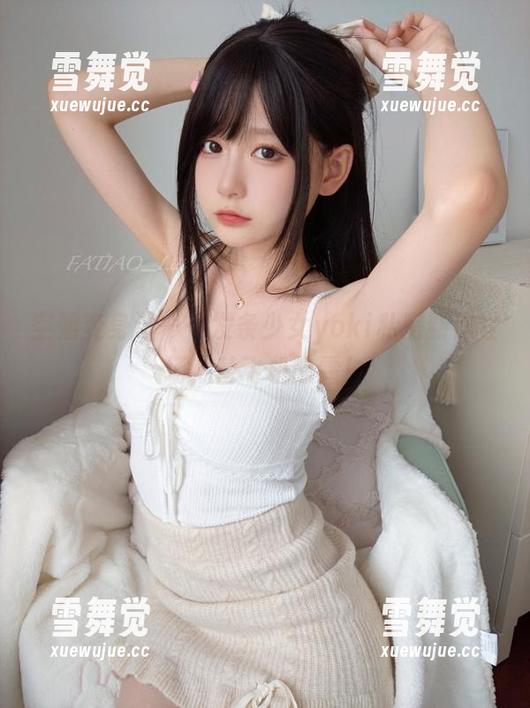 空姐变身记——发条少女yoki私房新作登场，替飞机除霜！