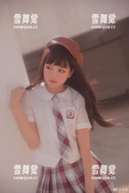 嘎潼 我的天,嘎潼居然把礼服穿出了新高度!这组套图分享必须转发!