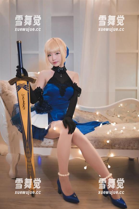 今日网盘特供：越看越觉得大大卷卷小卷参见女王陛下！