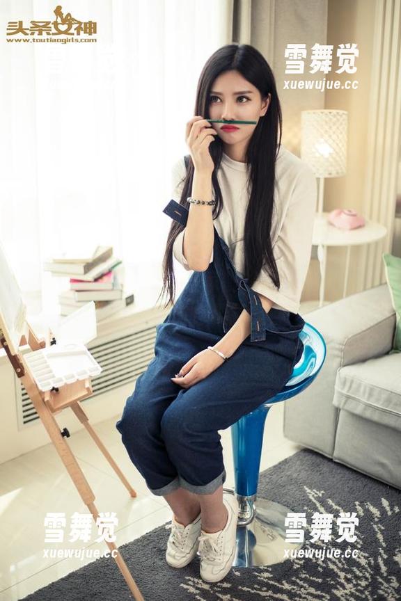 头条女神 - 信悦儿居家厨娘套图，认真做饭的同时也要拍美照