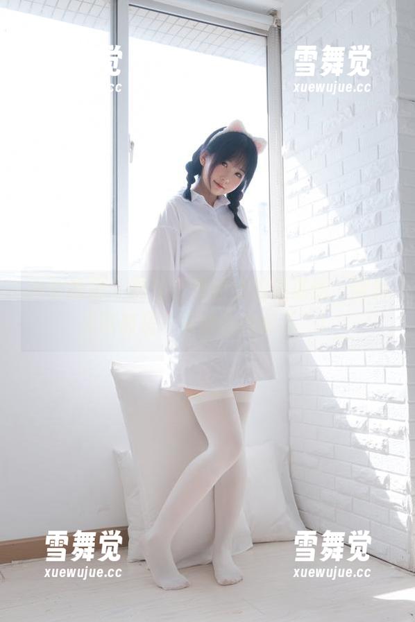 少女秩序-小满 少女秩序 - 抓住小满的比基尼精选,图包满满都是“泳池边的微风”!
