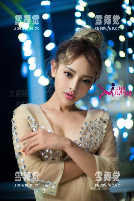 尤果网-王尔琳 尤果网 - 王尔琳的私拍图片,双马尾在风中摇曳,哪能抵挡得住这样的诱惑?