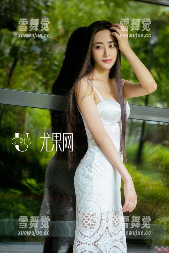 尤果网 - 诗朵雅总能让穿制服的事情变得好有意思！图包看完想再来一遍！