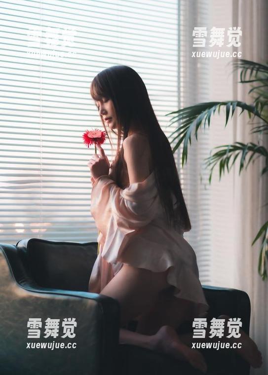美图与壁纸齐聚，星野咪兔的圣诞季节，都快变成你的新年贺卡了！