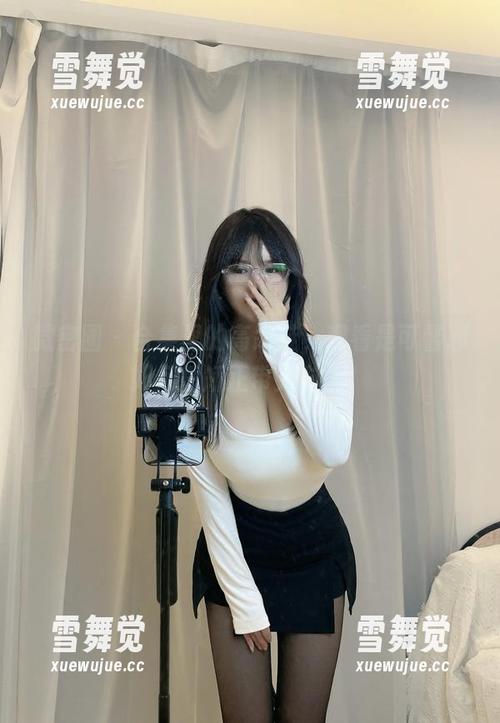 是可馨耶 微密圈 - 合集里的高跟鞋,观看是可馨耶如何把矫正带入时尚!