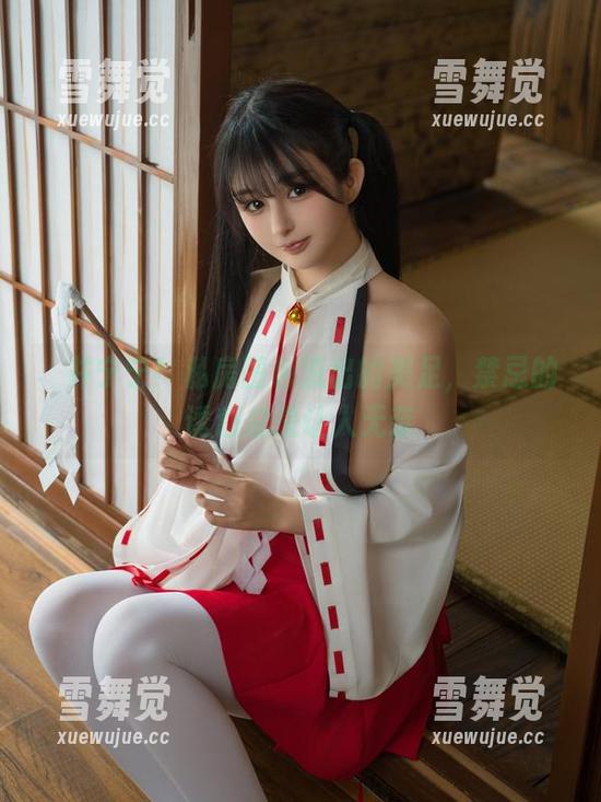 桜井宁宁！私房图包流出的美足，禁忌的诱惑总是让人无奈
