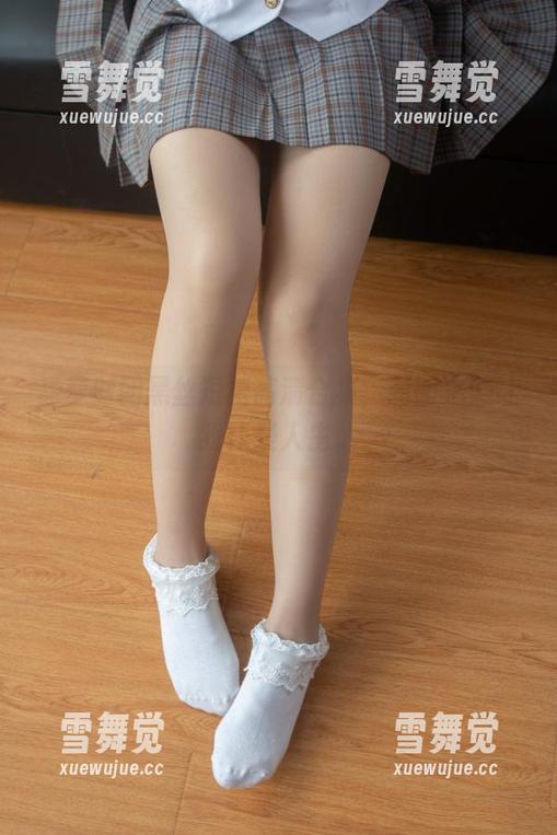森萝财团 森萝财团黑丝短裙高清合集,画面之美让我怀疑人生。