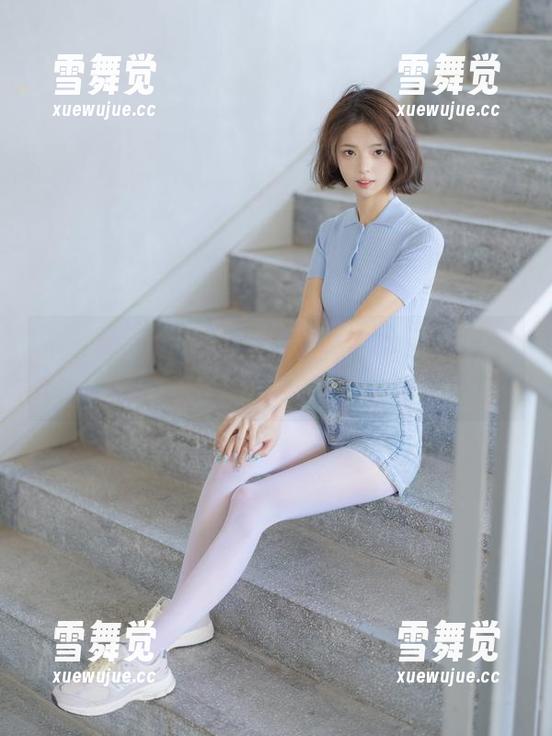 森萝财团 我说这毛衣灰丝好看,不信你看森萝财团的免费照片