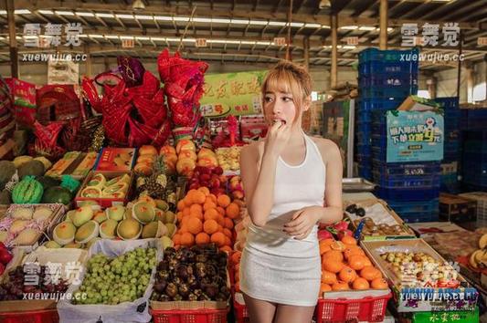爱丝 - 查理不认识的免费豹纹套图，欣杨又有新的花样！