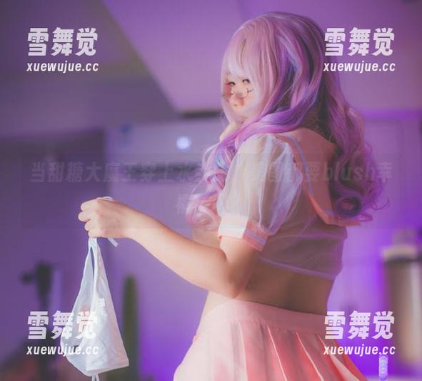 当甜糖大魔王穿上水手服，美图都要blush幸福了吧？