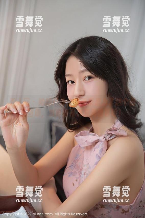 秀人网-刘婷婷 秀人网 - 她的户外之行看来是为了这个最新图册,刘婷婷果然充满惊喜呀!