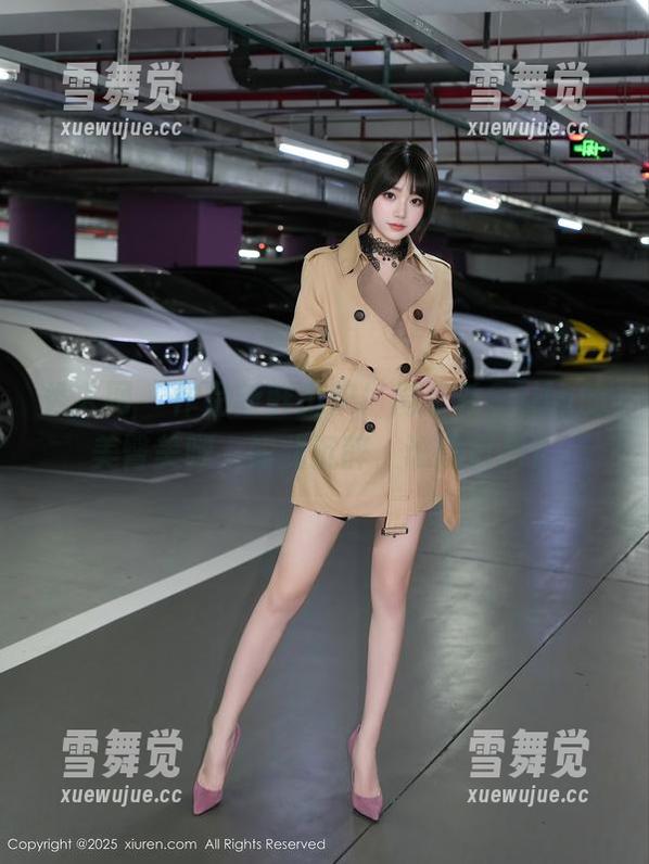 秀人网-周于希Sally 秀人网 - 作品新鲜出炉!周于希Sally的美臀美腿,如此沉醉,谁能自持?