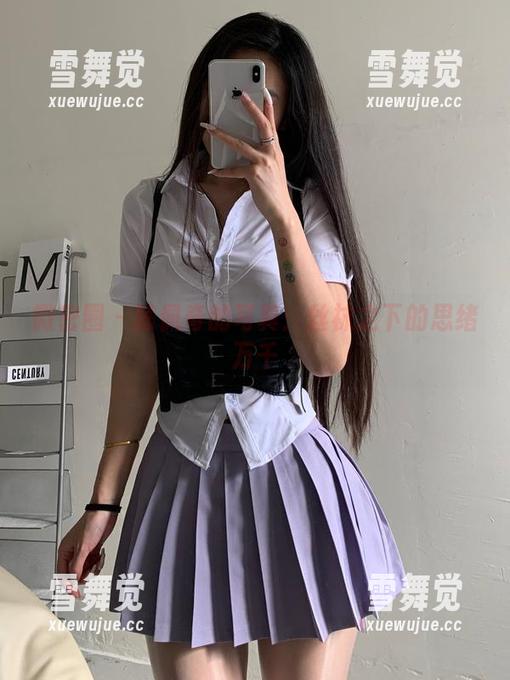陈佩奇 微密圈 - 陈佩奇的写真:丝袜之下的思绪万千