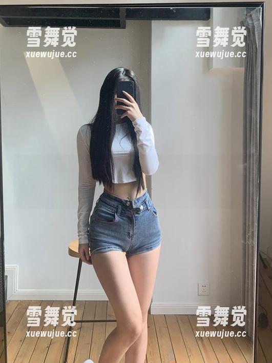 微密圈 - 在水手服中，看陈佩奇如何调皮又性感的合集，资源太丰富了！