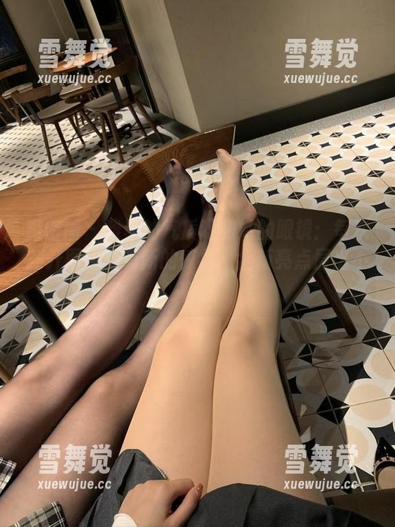 雅雅的气质呀 微密圈 - 雅雅的气质呀和她的眼镜:每次翻开图包都有新的惊喜,全新亮点层出不穷。