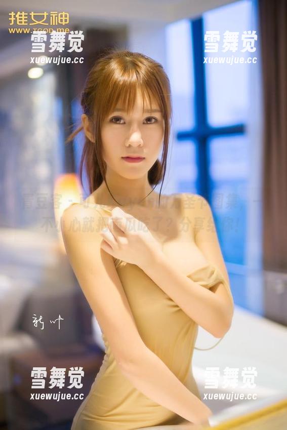 青豆客 - 可儿Kayen的万圣节图集，一不小心就把南瓜吃了？分享给你！